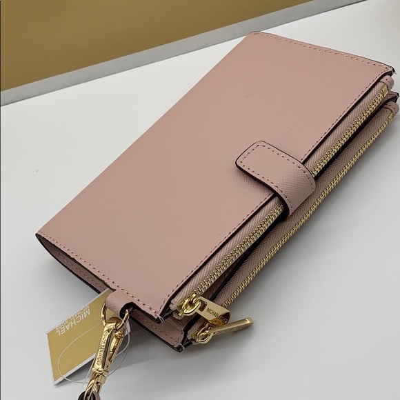 MICHAEL KORS LG DOUBLE ZIP WRISTLET BLOSSOM POWDER BLUSH NWT - Picture 9 of 16